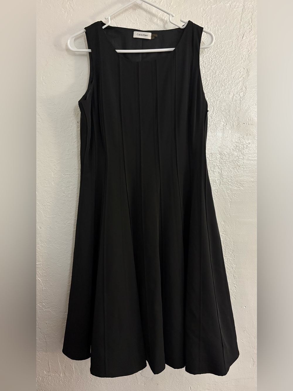 Size 10 Sleeveless Black Calvin Klein Dress